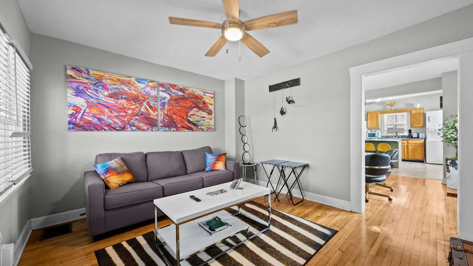 Tatil Evi Cozy Downtown Stay W Private Backyard & Parking Louisville