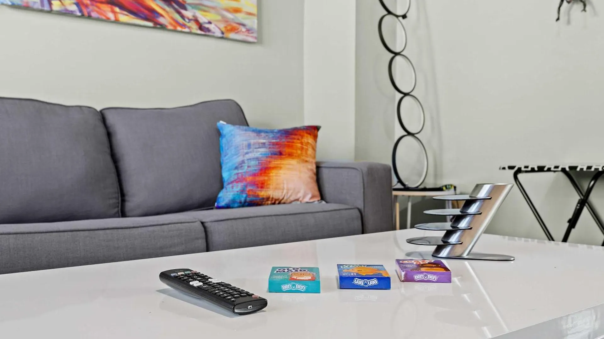 Tatil Evi Cozy Downtown Stay W Private Backyard & Parking Louisville